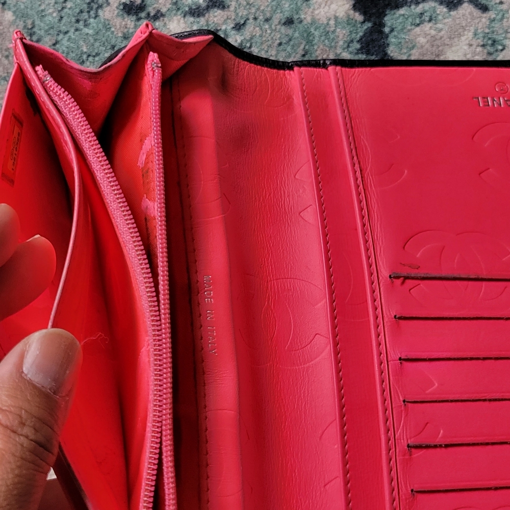 Authentic Chanel Wallet - Picture 11 of 12